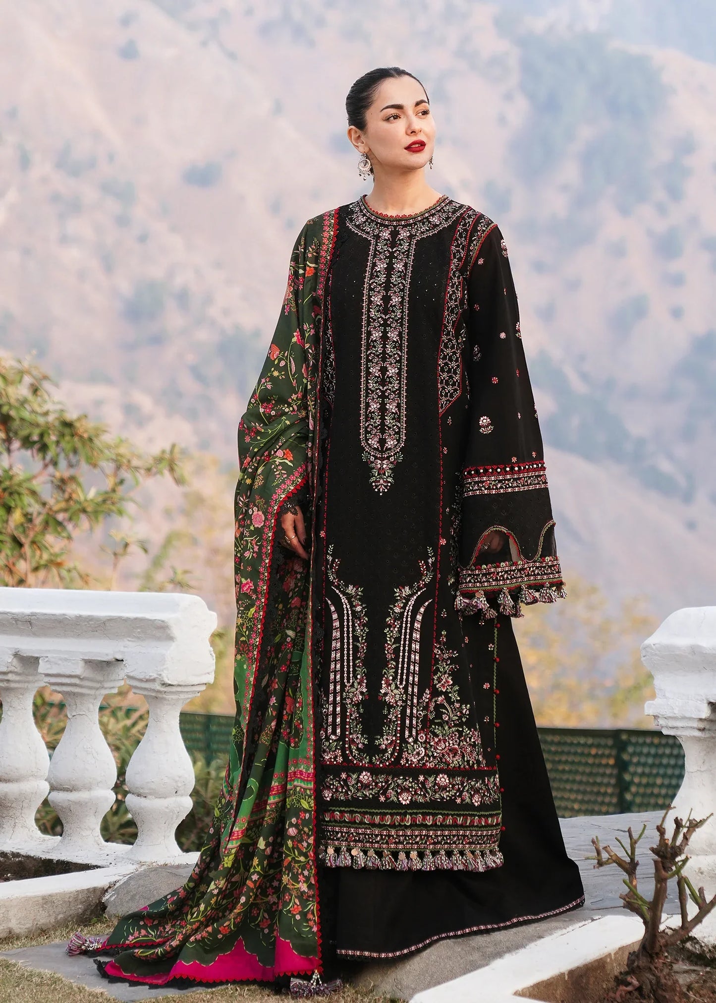 ZOBIA 3PC LAWN UNSTITCHED -  BG852